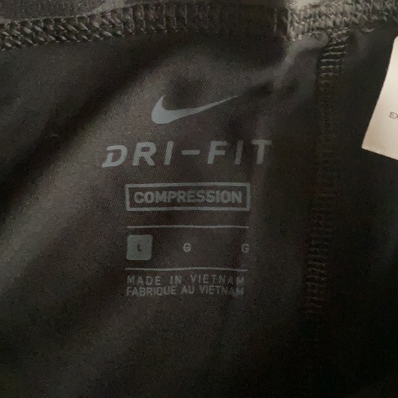 Nike Pro Dri  fit men’s large work out attire $35 for 2pair new with tags SOLD - Picture 3 of 3